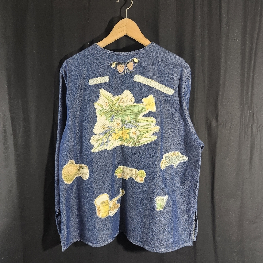 BLAIR Denim Spring Theme Button up Shirt with Patchwork Embroidery Size Large - Picture 2 of 16